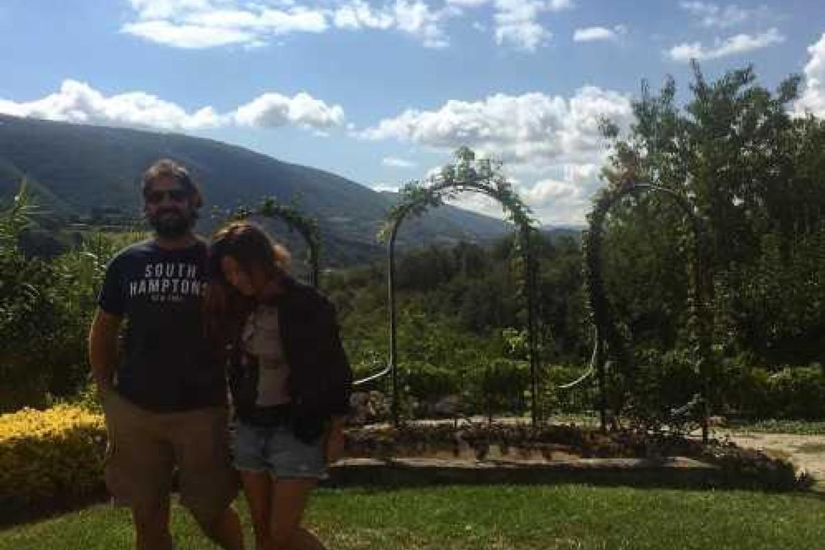 Фанаты Жанны Бадоевой заподозрили у нее третью беременность