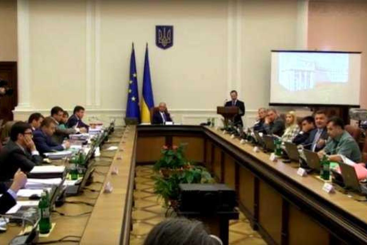 На заседании Кабмина Аваков и Стець повздорили из-за харьковских СМИ На заседании Кабмина Аваков и Стець повздорили из-за харьковских СМИ