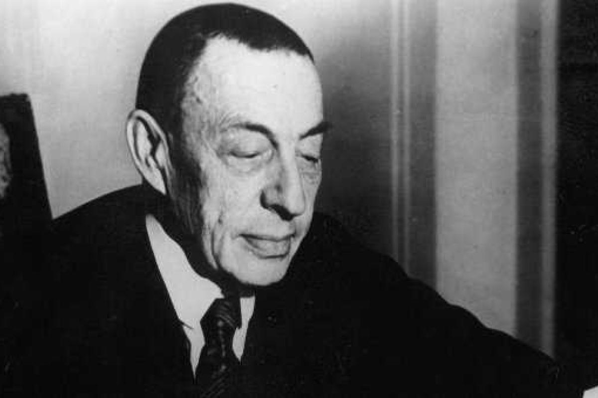 Прах известного композитора хотят вернуть из США в Россию