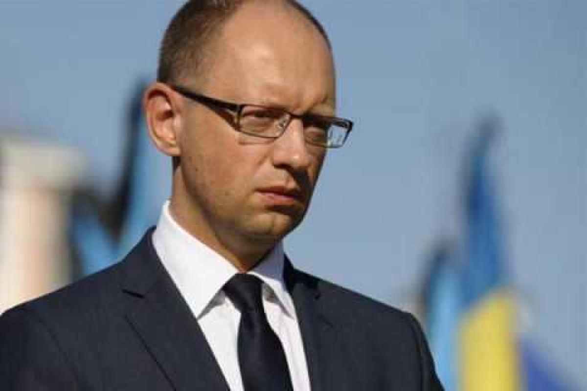 Яценюк: Налоговую милицию заменит новая служба "без автоматов, но с мозгами" Яценюк: Налоговую милицию заменит новая служба "без автоматов, но с мозгами"