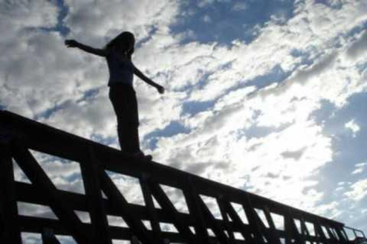 Ученые определили признаки поведения потенциальных самоубийц