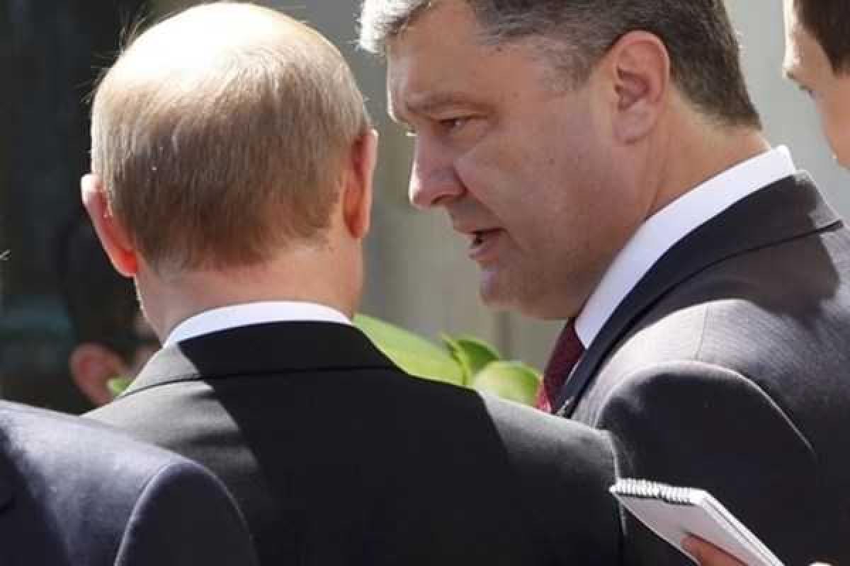 Политолог: Порошенко может окончательно себя дискредитировать встречей с Путиным Политолог: Порошенко может окончательно себя дискредитировать встречей с Путиным
