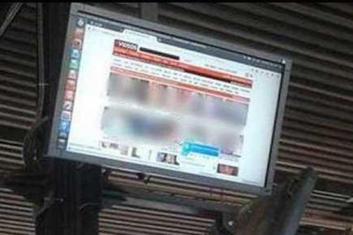 На автобусной станции в Бразилии вместо расписания на экранах появилось порно На автобусной станции в Бразилии вместо расписания на экранах появилось порно