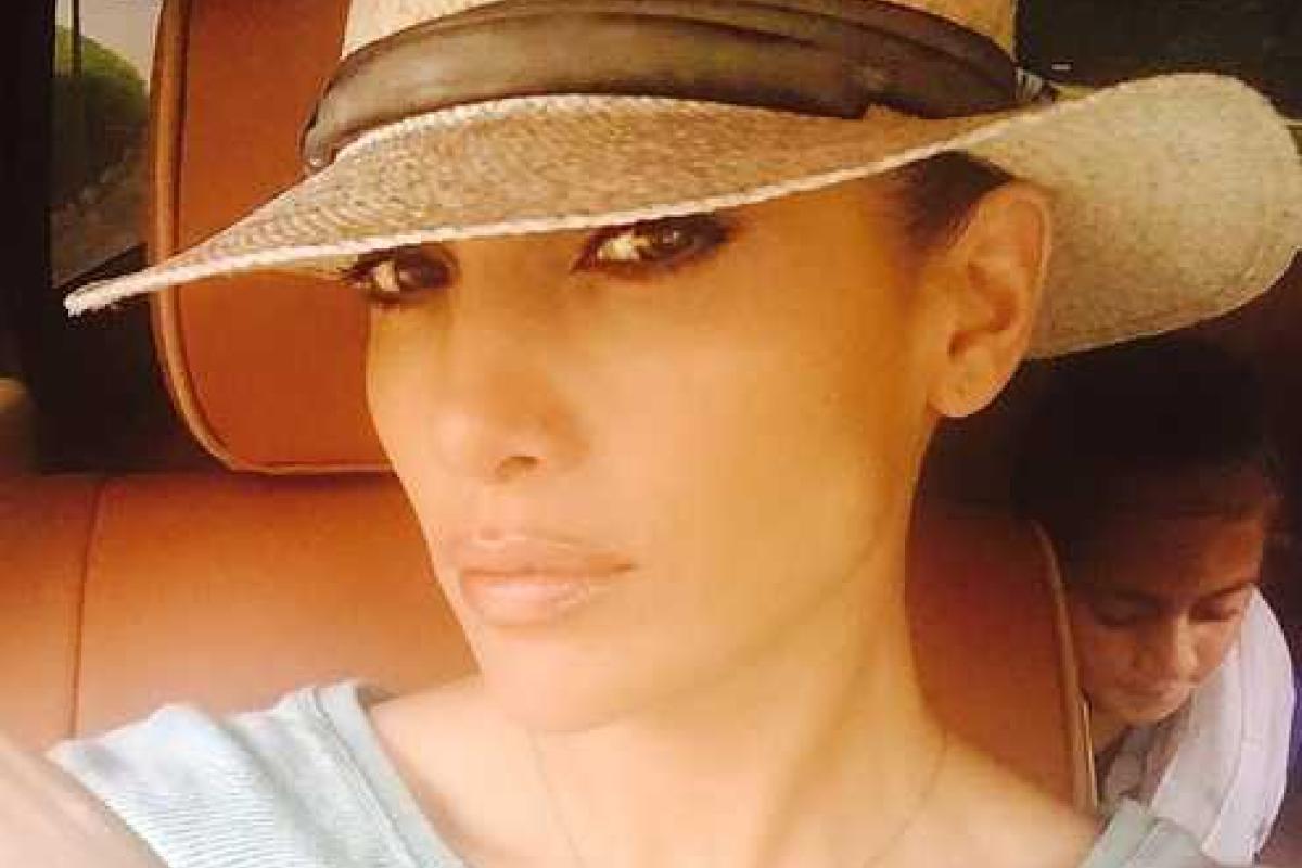 Джей Ло выходит замуж за 28-летнего танцора Джей Ло выходит замуж за 28-летнего танцора