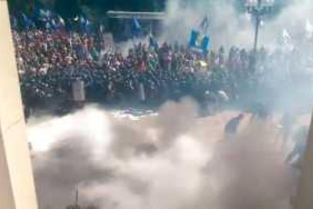 После сегодняшних событий руководители МВД и СБУ обязаны уйти в отставку, - Березюк 