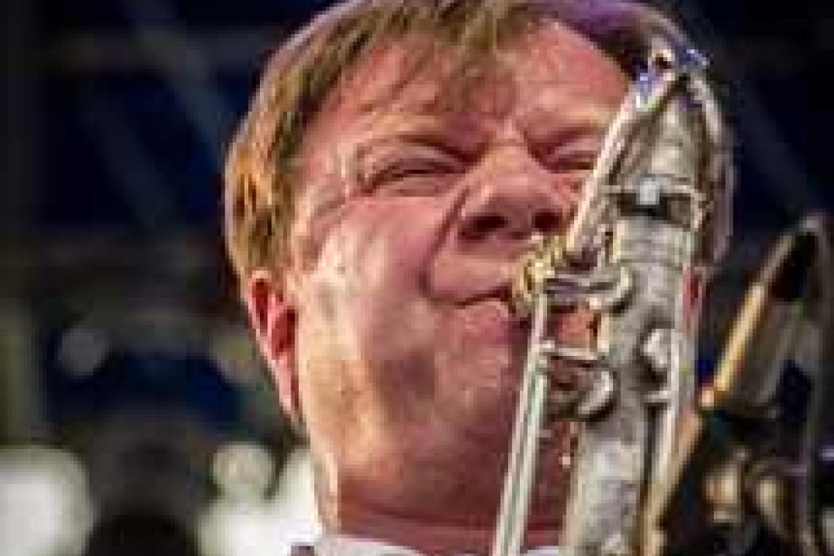 Госдеп попросил джазмена Игоря Бутмана не посещать фестиваль в Крыму Госдеп попросил джазмена Игоря Бутмана не посещать фестиваль в Крыму