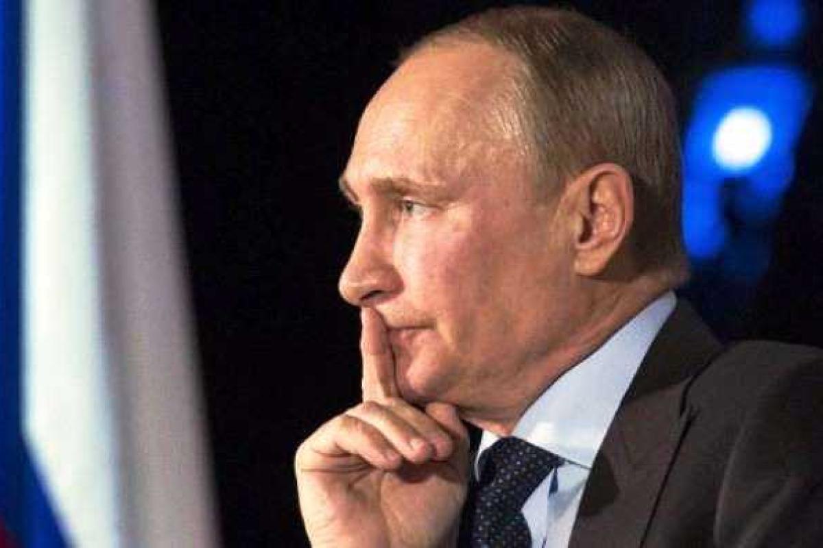 Рубль пробил новое «дно» - 68 за доллар Рубль пробил новое «дно» - 68 за доллар