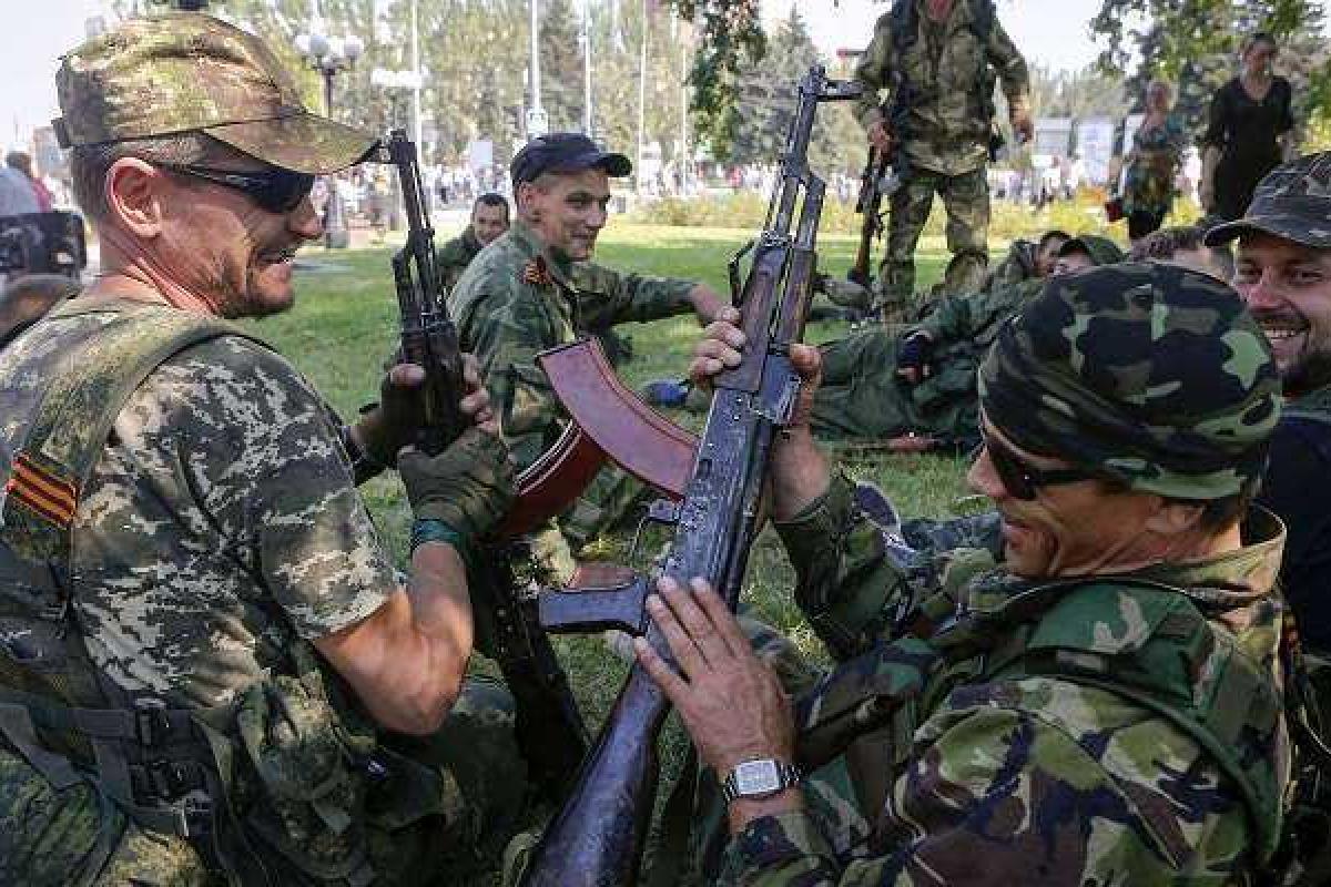Развлечения террористов: «ДНР» проведет военно-патриотические соревнования с «ЛНР» и Россией