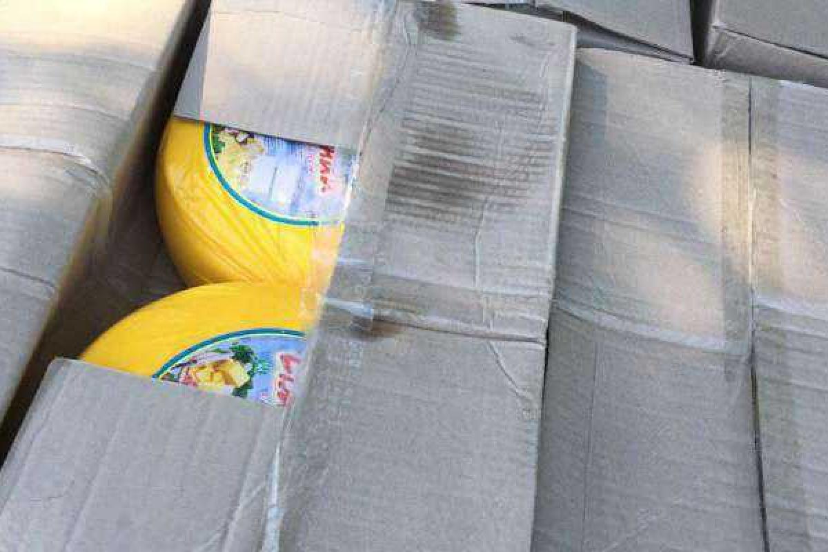 Украинец хотел переправить в Россию полтонны сыра