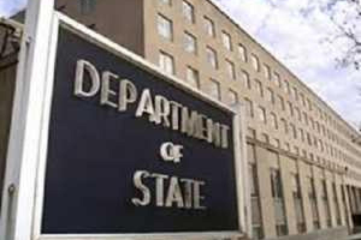 Госдеп и ЕС высказались о событиях под Радой: Децентрализация должна проходить без насилия Госдеп и ЕС высказались о событиях под Радой: Децентрализация должна проходить без насилия