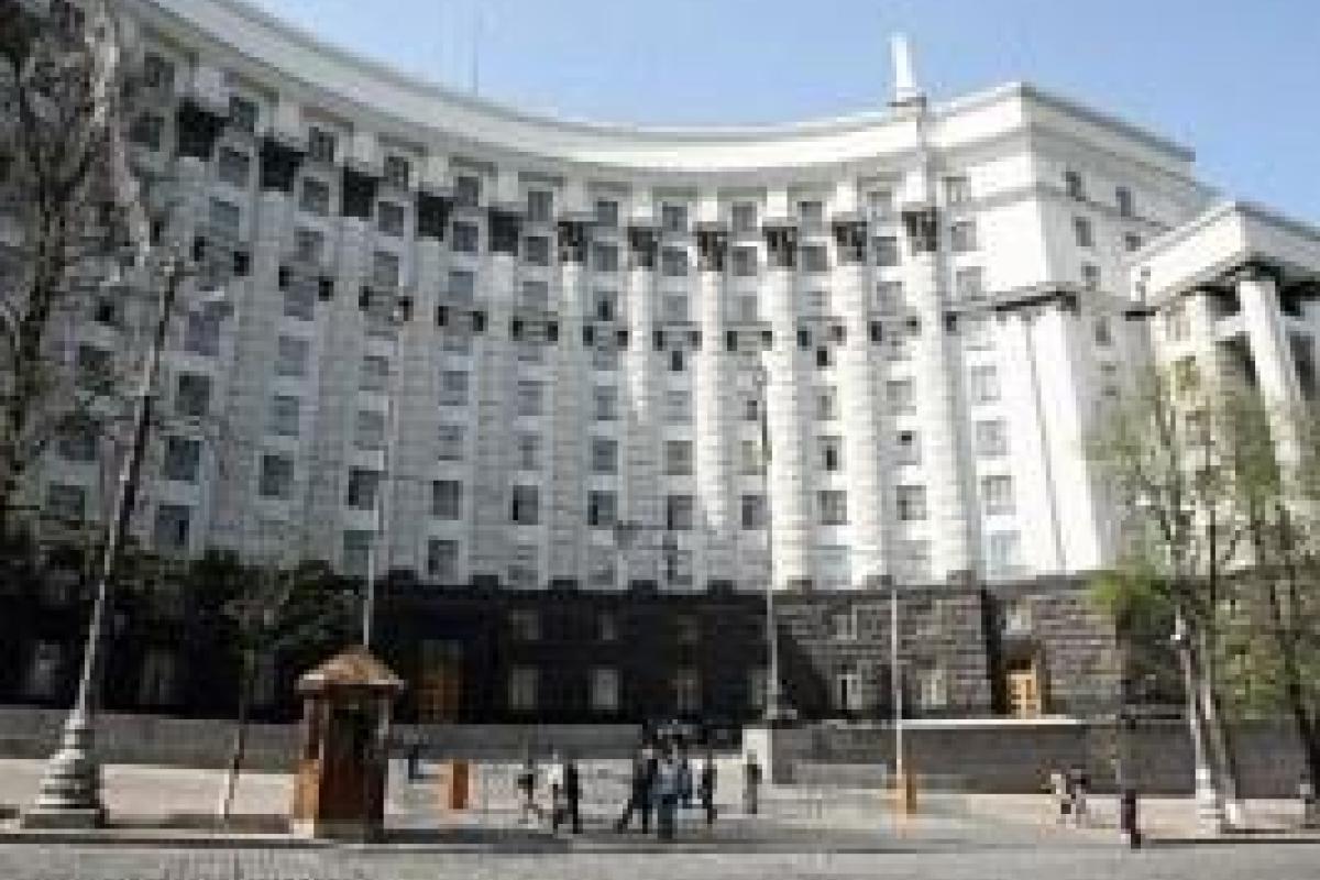 Тука отчитается перед Кабмином о социально-экономическом положении Луганщины 