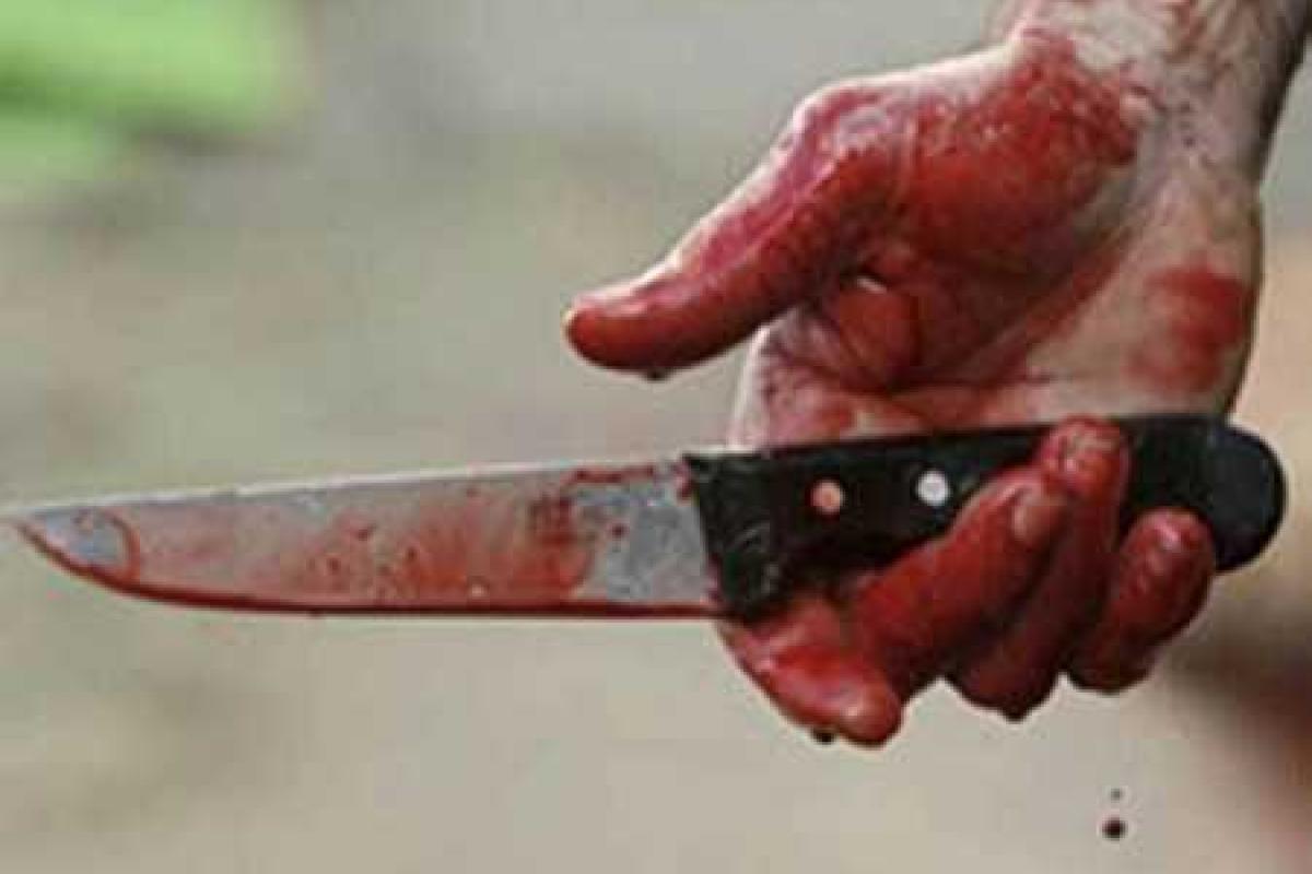 На харьковчанина напали с ножом На харьковчанина напали с ножом