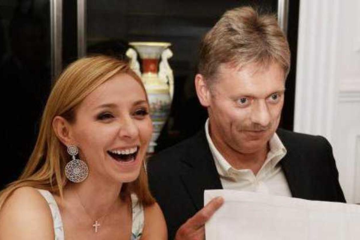 Соцсети высмеяли аренду Песковым VIP-яхты Соцсети высмеяли аренду Песковым VIP-яхты