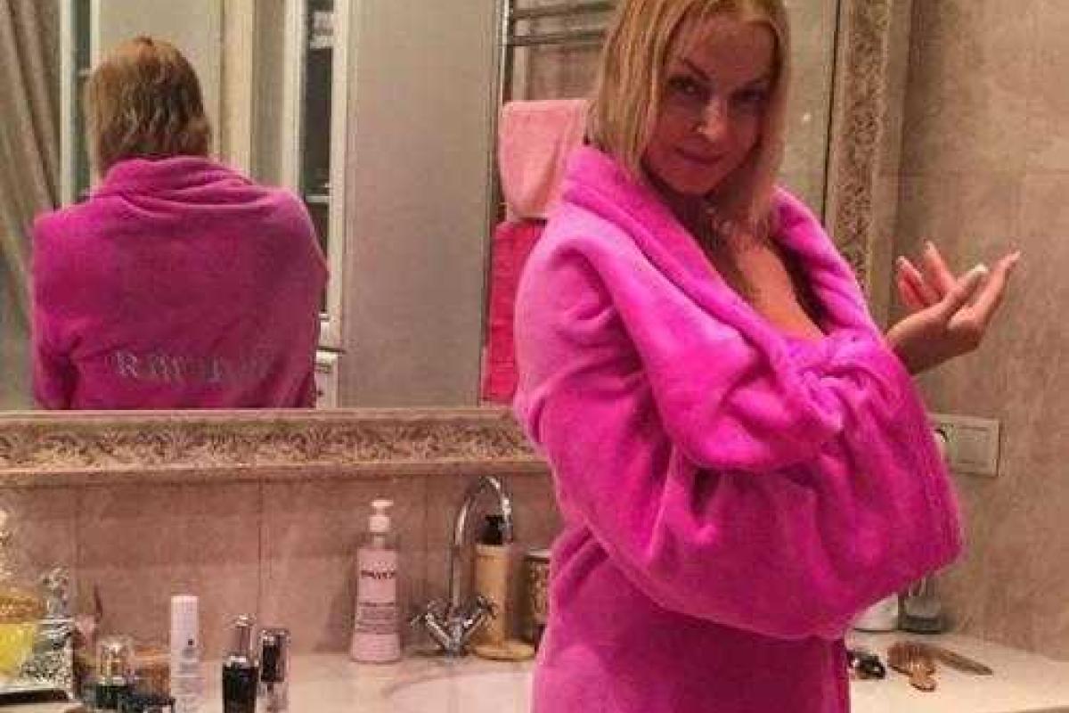 Анастасия Волочкова показала домашнее фото Анастасия Волочкова показала домашнее фото