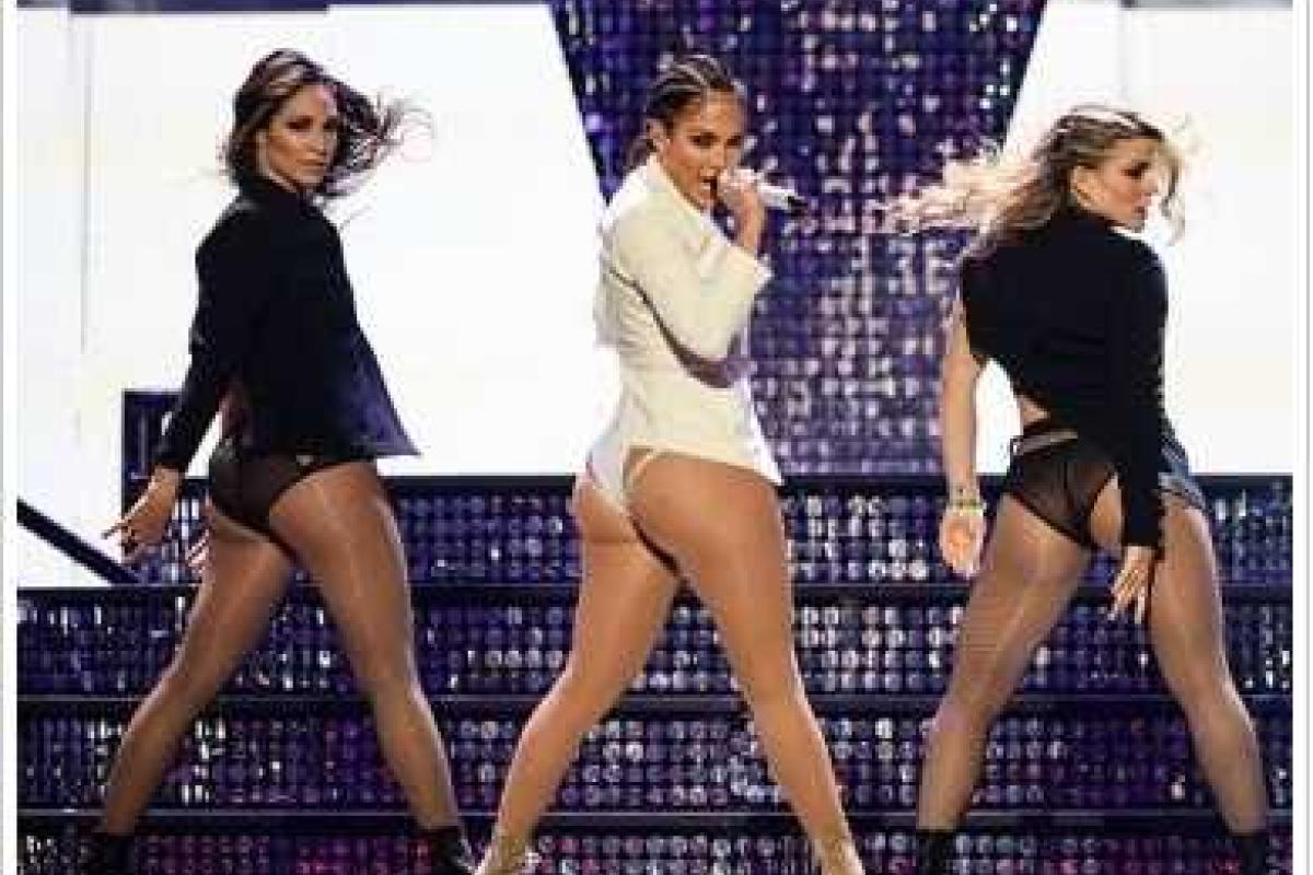 Дженнифер Лопес "запустила" свою фирменную пятую точку