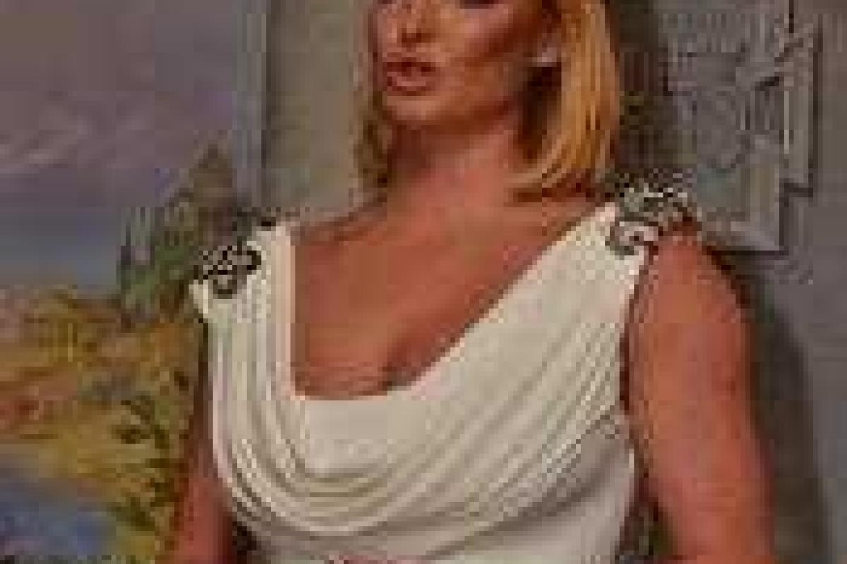 Волочкова сверкнула черными трусами Волочкова сверкнула черными трусами