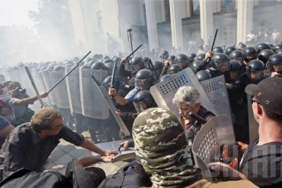 Названо имя третьего солдата, погибшего от взрыва гранаты под ВР