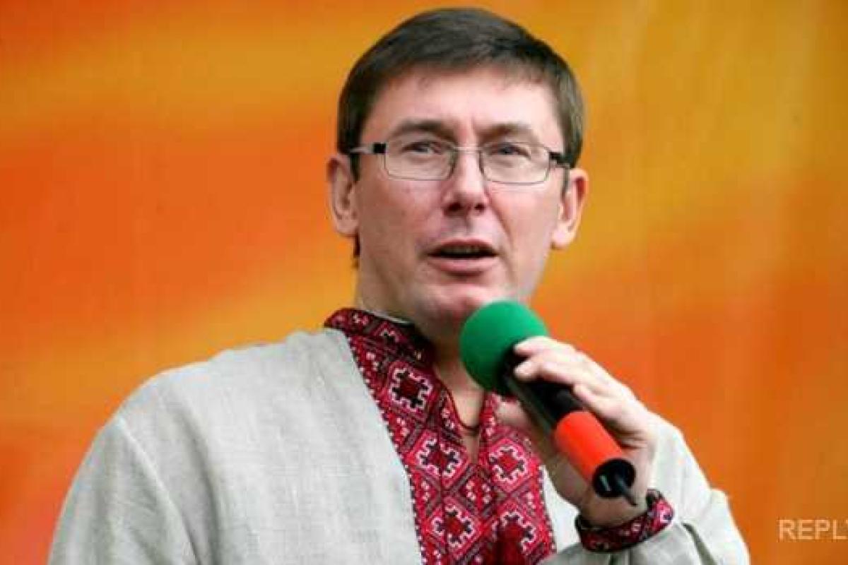 Луценко прокомментировал конфликт Яценюка и Саакашвили Луценко прокомментировал конфликт Яценюка и Саакашвили