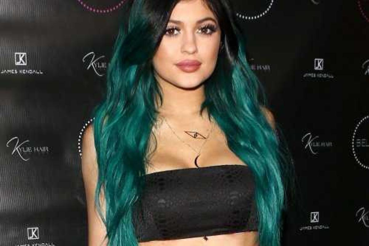 Кардашьян предлагают 10 млн долларов за роль в порнофильме Кардашьян предлагают 10 млн долларов за роль в порнофильме