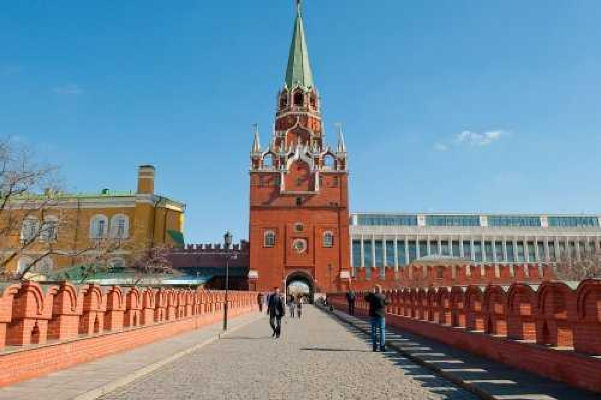 В Москве босой художник пытался пробраться в Кремль к Путину