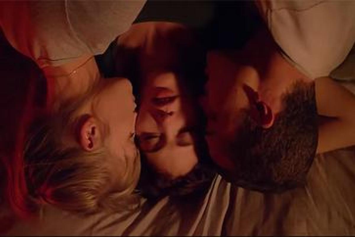 В России вышел в прокат эротический фильм в формате 3D В России вышел в прокат эротический фильм в формате 3D