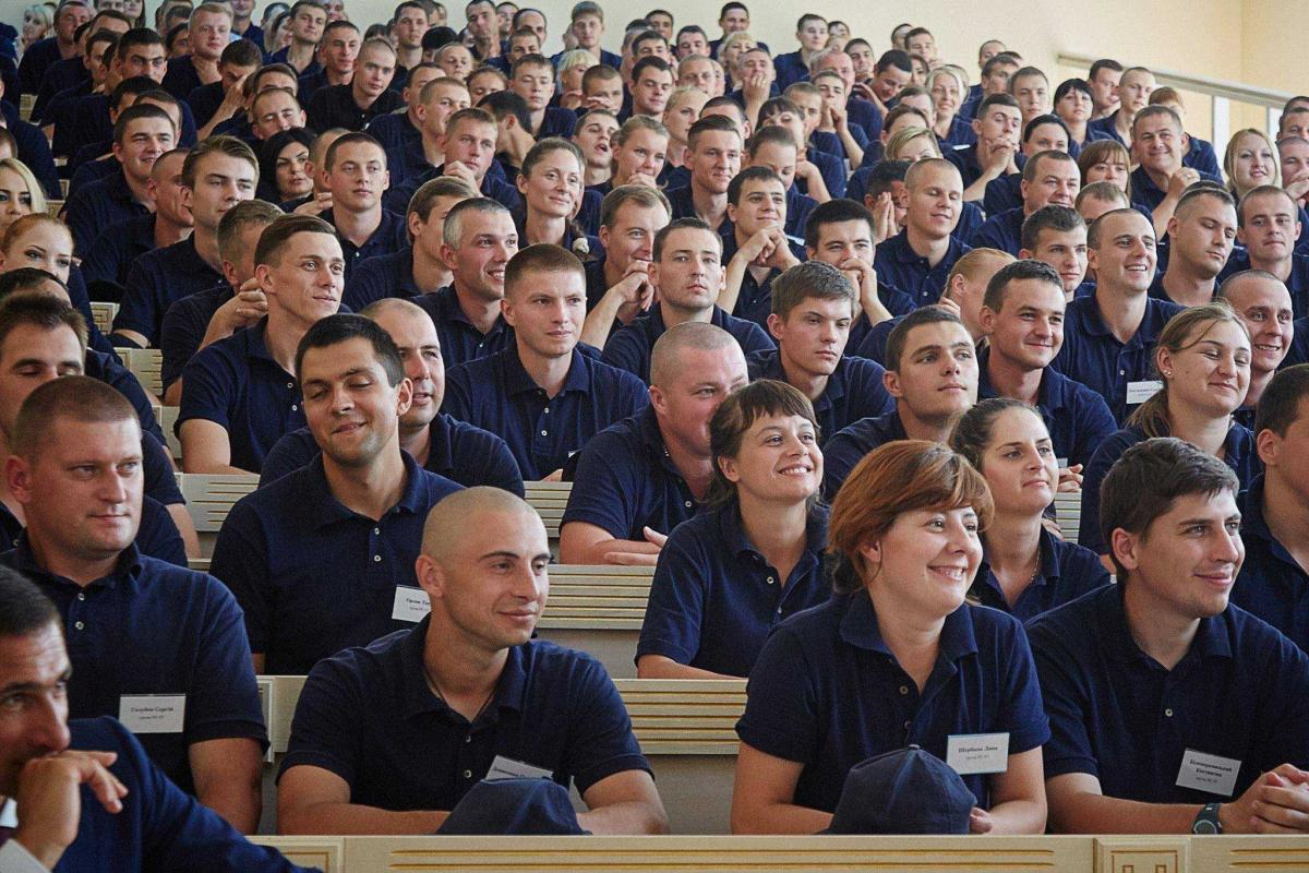 26-го сентября Яценюк и Аваков отправят на улицы Харькова новых патрульных 26-го сентября Яценюк и Аваков отправят на улицы Харькова новых патрульных