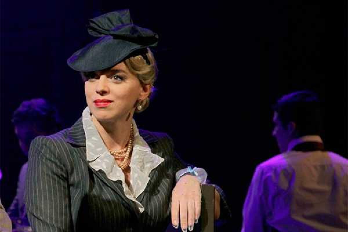 Нелли Уварова сыграет в спектакле собаку