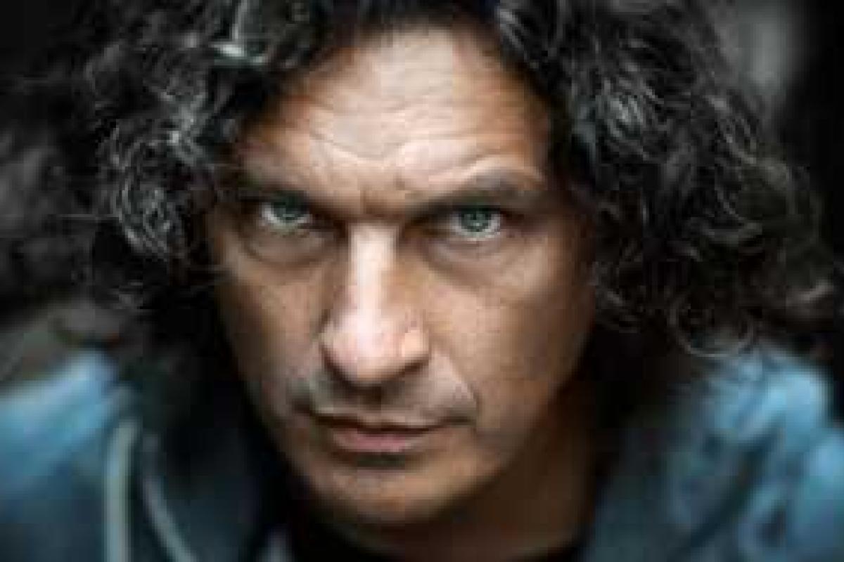 Порошенко просят присвоить Скрябину звание Народного артиста Украины