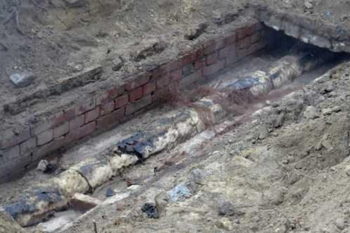 В Санкт-Петербурге светофор провалился в кипяток В Санкт-Петербурге светофор провалился в кипяток