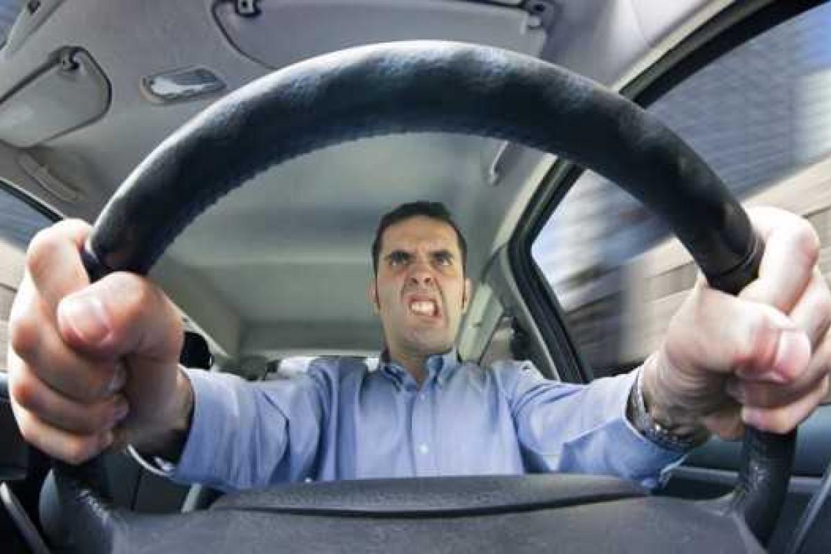 В Испании водителя-лихача арестовали из-за записи в Facebook В Испании водителя-лихача арестовали из-за записи в Facebook