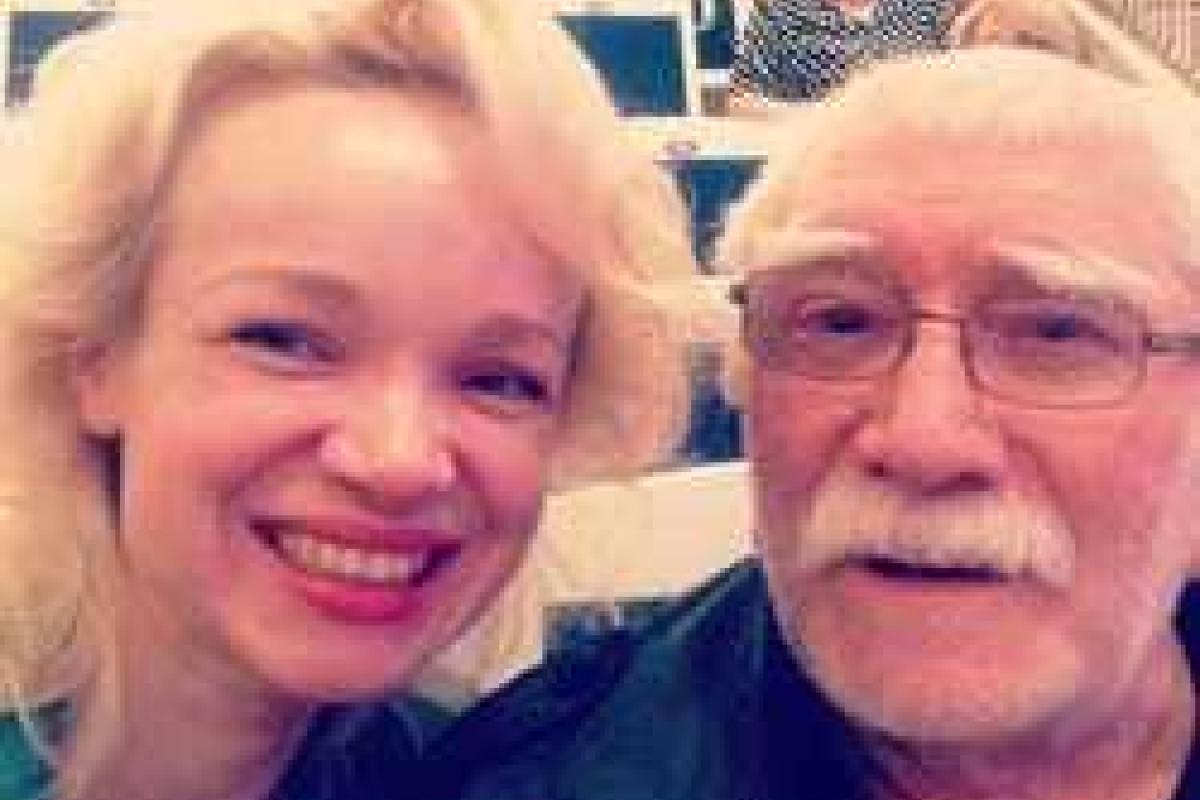 79-летний Армен Джигарханян женится на 34-летней подруге