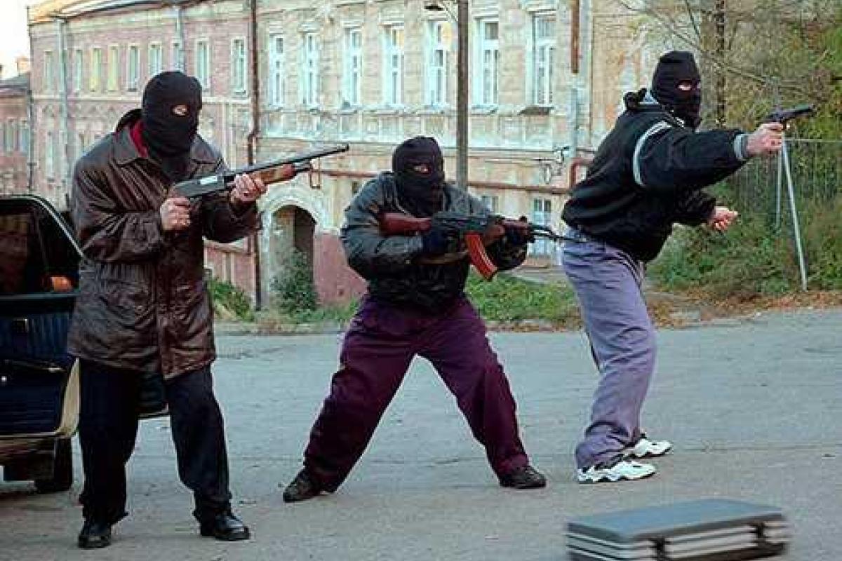 В "ЛНР" царят жесткие 90-е