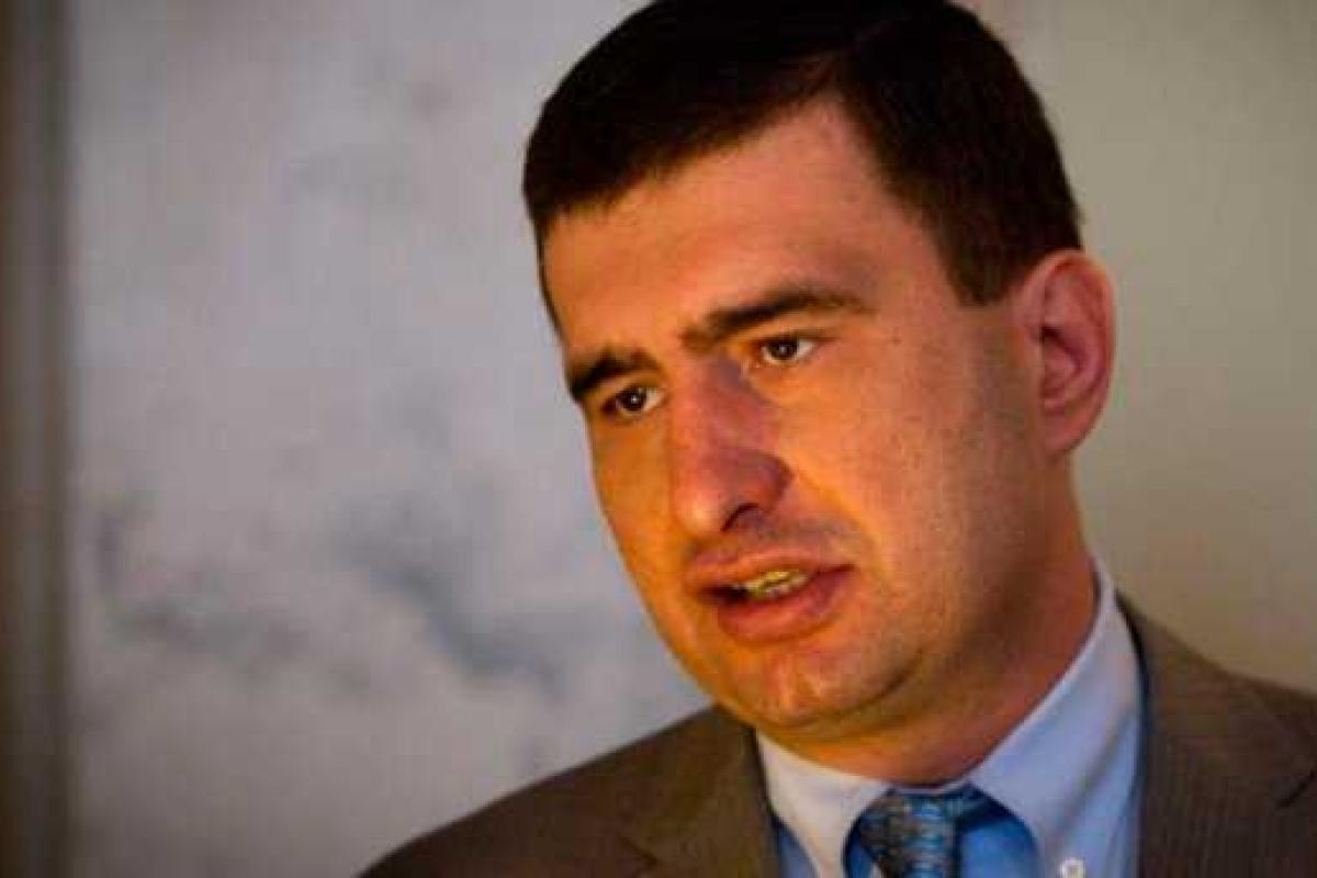 Азаров сообщил, что экс-депутат Марков вышел из итальянской тюрьмы