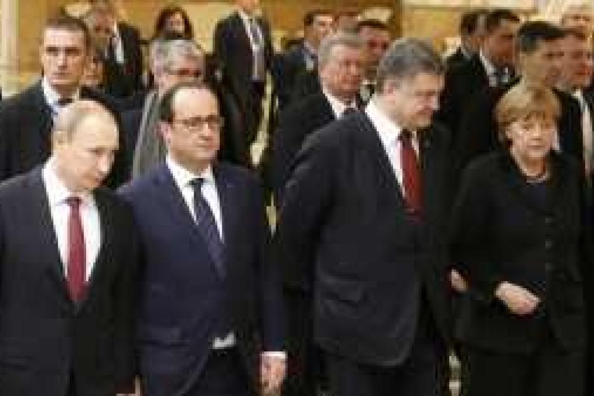 Путин со скрипом начинает выполнять Минск-2, а для российских наемников уготована новая судьба, - эксперт Путин со скрипом начинает выполнять Минск-2, а для российских наемников уготована новая судьба, - эксперт