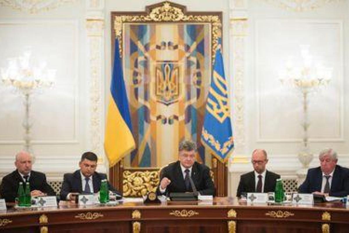 Порошенко рассказал, что предусматривает новая военная доктрина   Порошенко рассказал, что предусматривает новая военная доктрина