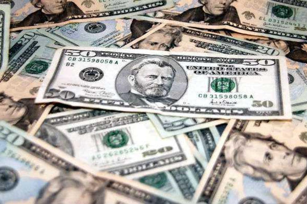 Эксперт заявил, что доллар больше не является безопасной валютой Эксперт заявил, что доллар больше не является безопасной валютой