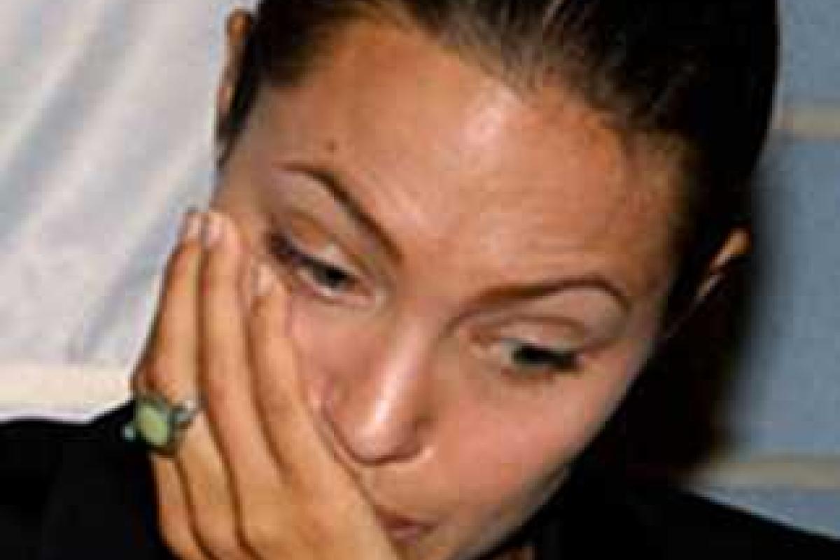 В интернете появилась видеозапись истерики Анджелины Джоли