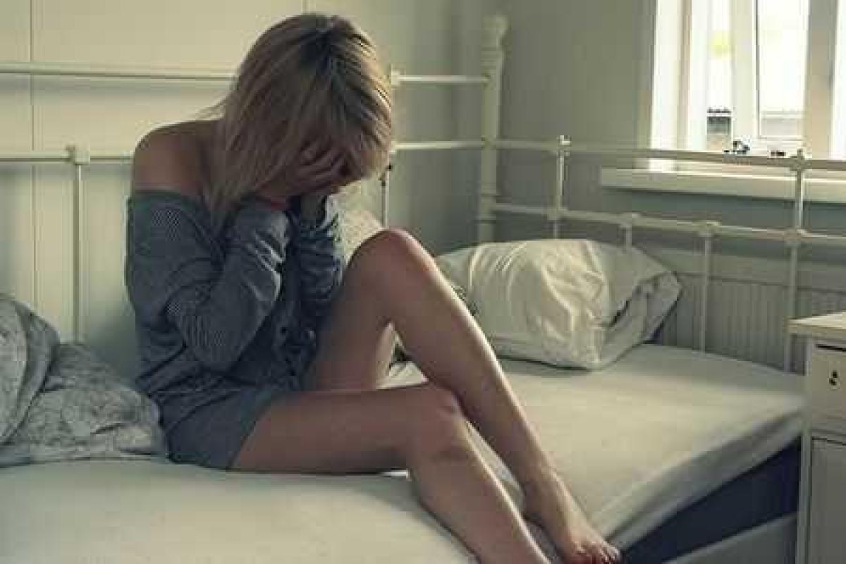 На Николаевщине 17-летняя девушка хотела свести счеты с жизнью, прыгнув с 4-го этажа
