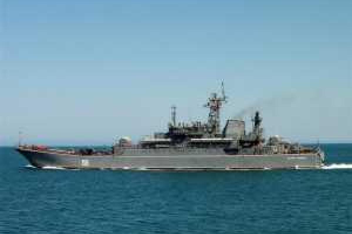 В Сирию идут сразу 2 российских десантных корабля В Сирию идут сразу 2 российских десантных корабля