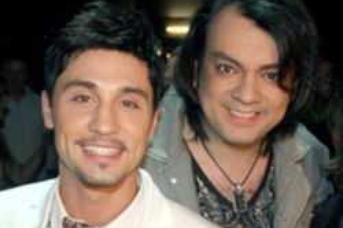 Киркоров и Билан отказались от концертов в митингующем Кишиневе Киркоров и Билан отказались от концертов в митингующем Кишиневе