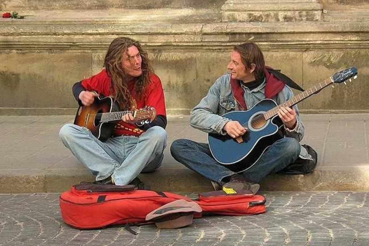 В Москве объявили охоту на уличных музыкантов В Москве объявили охоту на уличных музыкантов