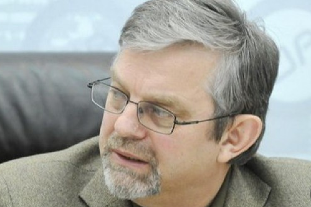 Одним из главных виновников вчерашней трагедии под Верховной Радой является президент, – политолог Одним из главных виновников вчерашней трагедии под Верховной Радой является президент, – политолог