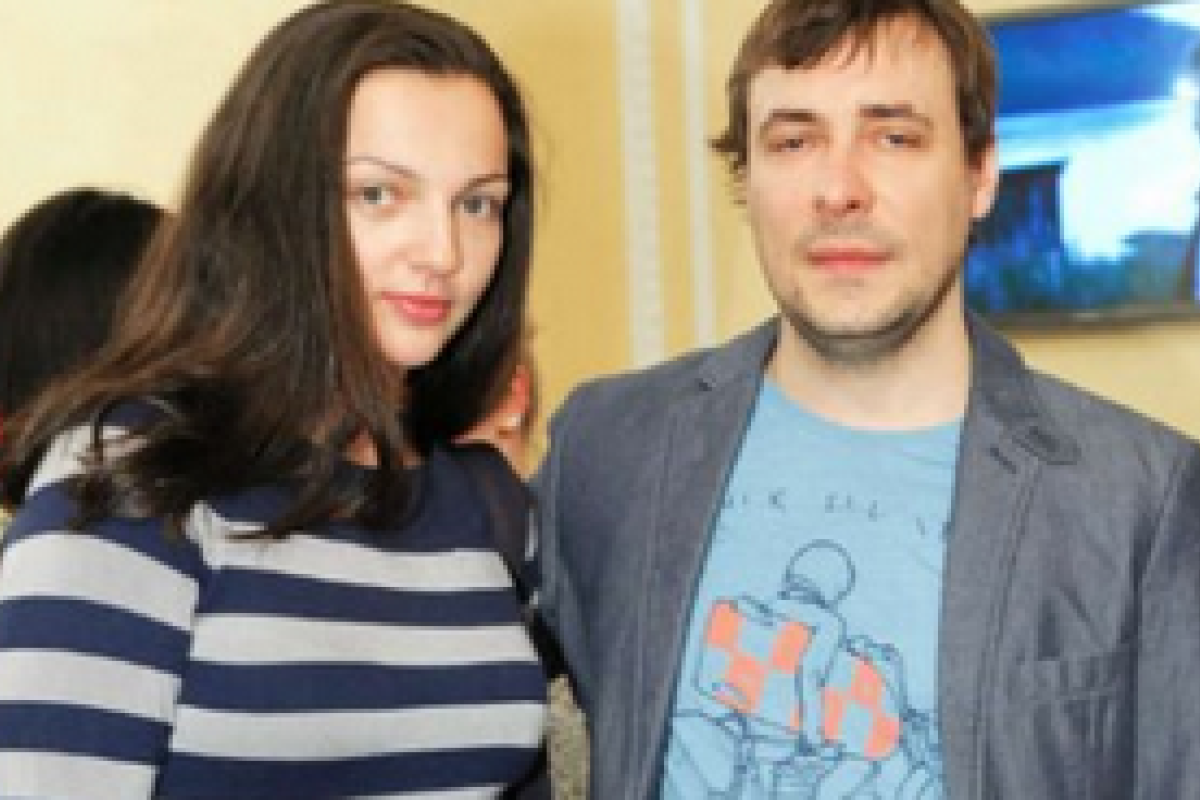 Жена Евгения Цыганова Ирина родила седьмого ребенка Жена Евгения Цыганова Ирина родила седьмого ребенка