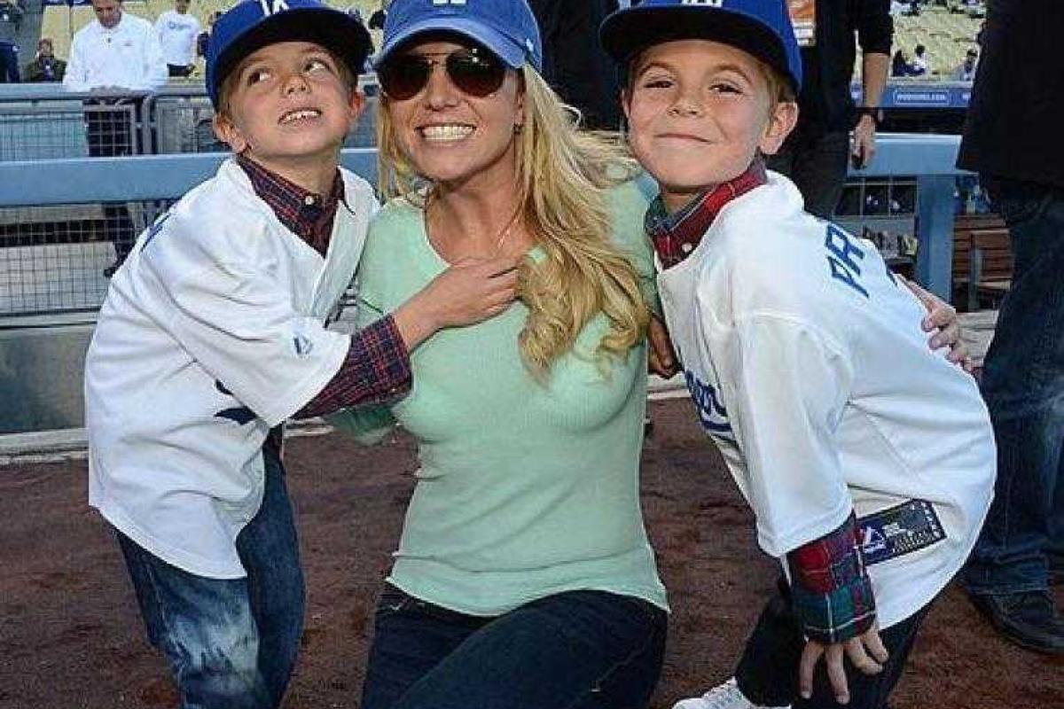 Бритни Спирс хочет дочку и ищет донора