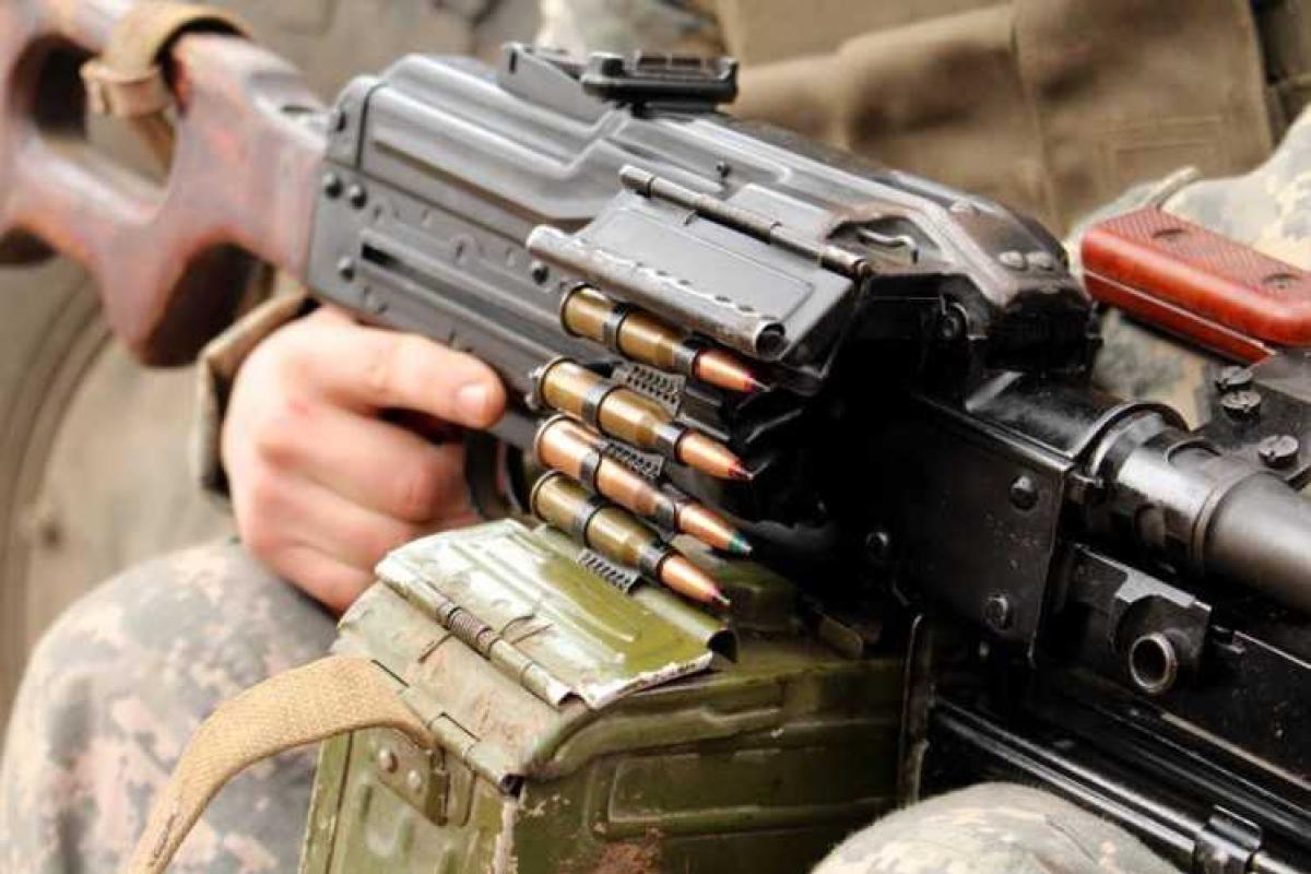 Боевики хаотично открыли огонь в районе Лозового Боевики хаотично открыли огонь в районе Лозового