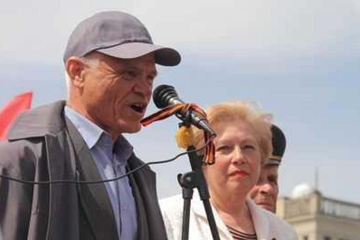 Суд перенес заседание по делу лидера сепаратистов "Юго-Востока" на 12 октября Суд перенес заседание по делу лидера сепаратистов "Юго-Востока" на 12 октября