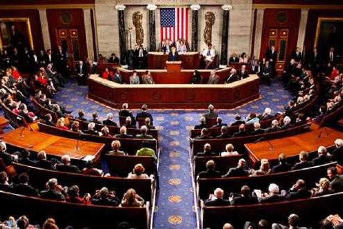 В США одобрили законопроект о поставках оружия Украине