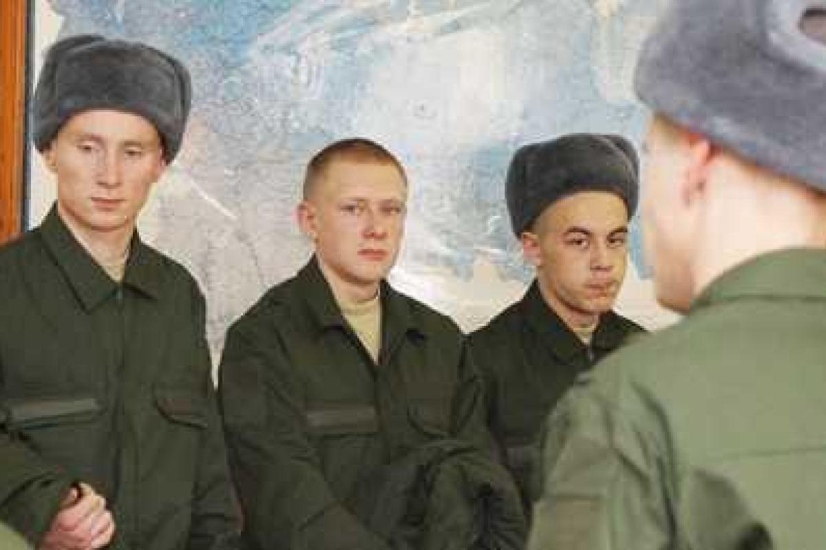 Путин готовится к отправке в Сирию, — соцсети взорвал молодой двойник президента РФ Путин готовится к отправке в Сирию, — соцсети взорвал молодой двойник президента РФ