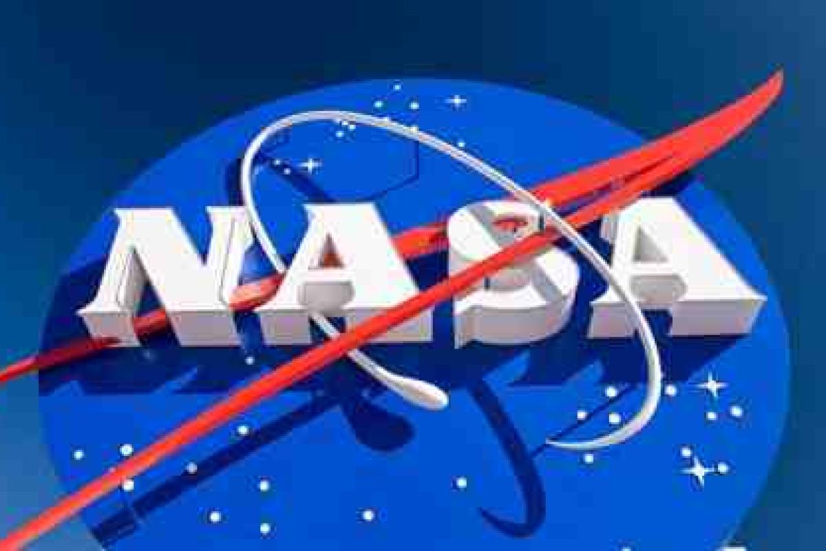 НАСА заплатило мужчине 18 тысяч долларов за лежание в постели в течение 70 дней НАСА заплатило мужчине 18 тысяч долларов за лежание в постели в течение 70 дней