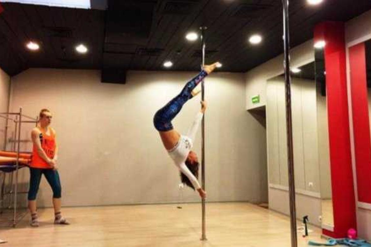 Водонаева выполнила "уголок" и восхитила поклонников Водонаева выполнила "уголок" и восхитила поклонников